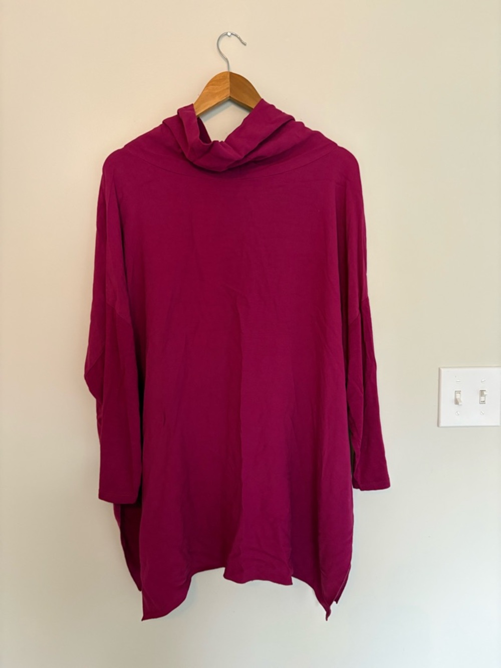 M Made In Italy Women’s Cowl Neck Tunic - US M - Picture 2 of 5
